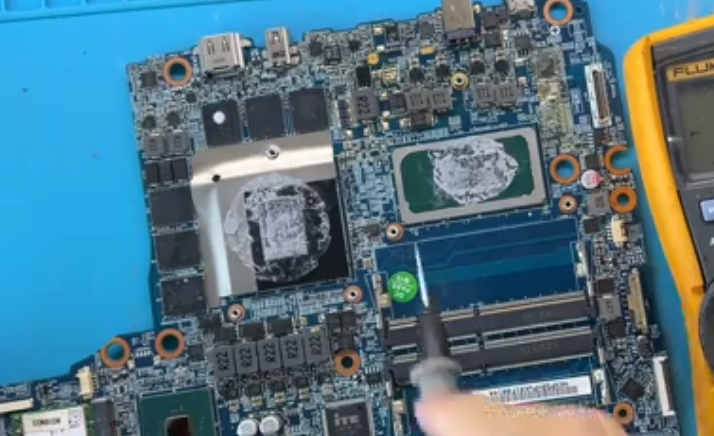 雷蛇靈刃14不開機黑屏分析,雷蛇靈刃筆記本維修點 技術資訊 第1張-成都十五維修